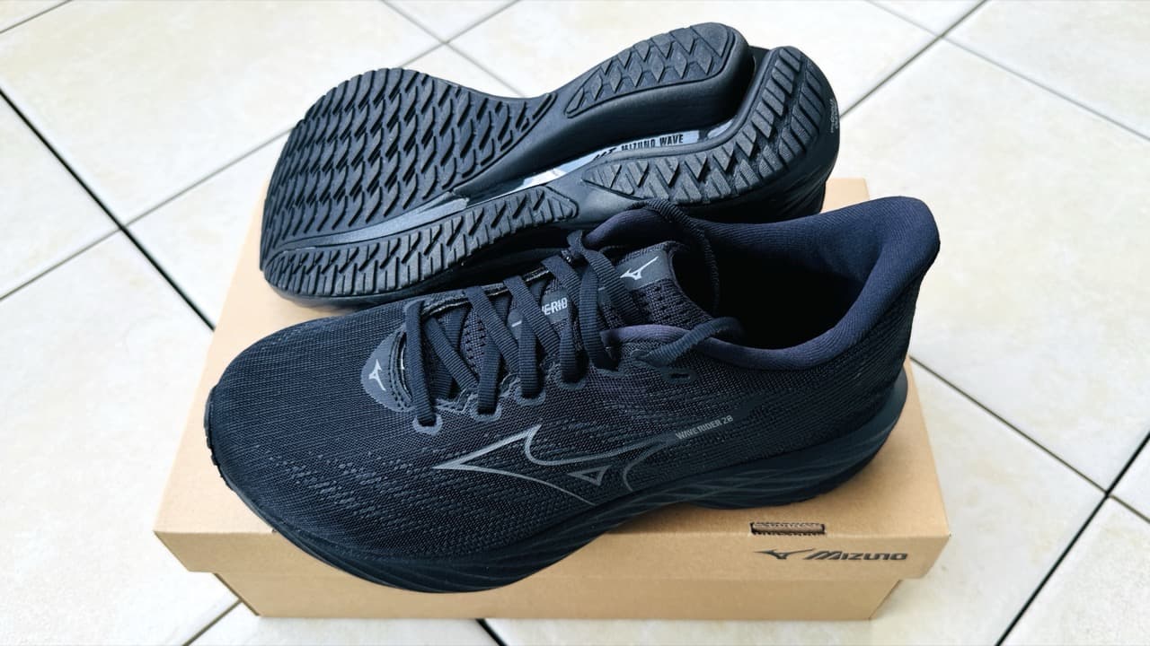 レビュー】Mizuno ウエーブライダー28：安定性とフィット感がさらに