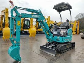 Japanese Used Mini-Excavators KOBELCO SK17SR-5 TOKU WORLD BE2178