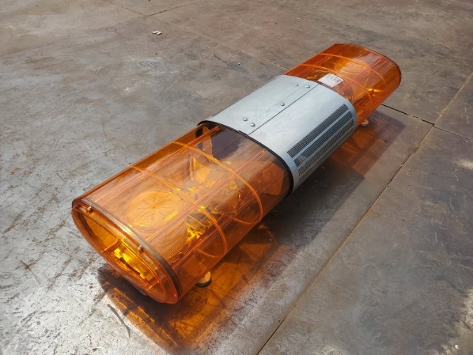 パトライト HZS-24XKNR 回転灯（建機用） 北海道中古重機・建機販売