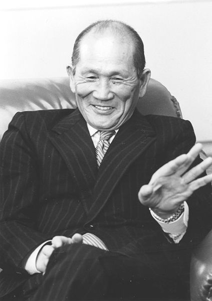 連載あの人この時代徳島の経済人に学ぶ1 大塚製薬グループ・大塚正士