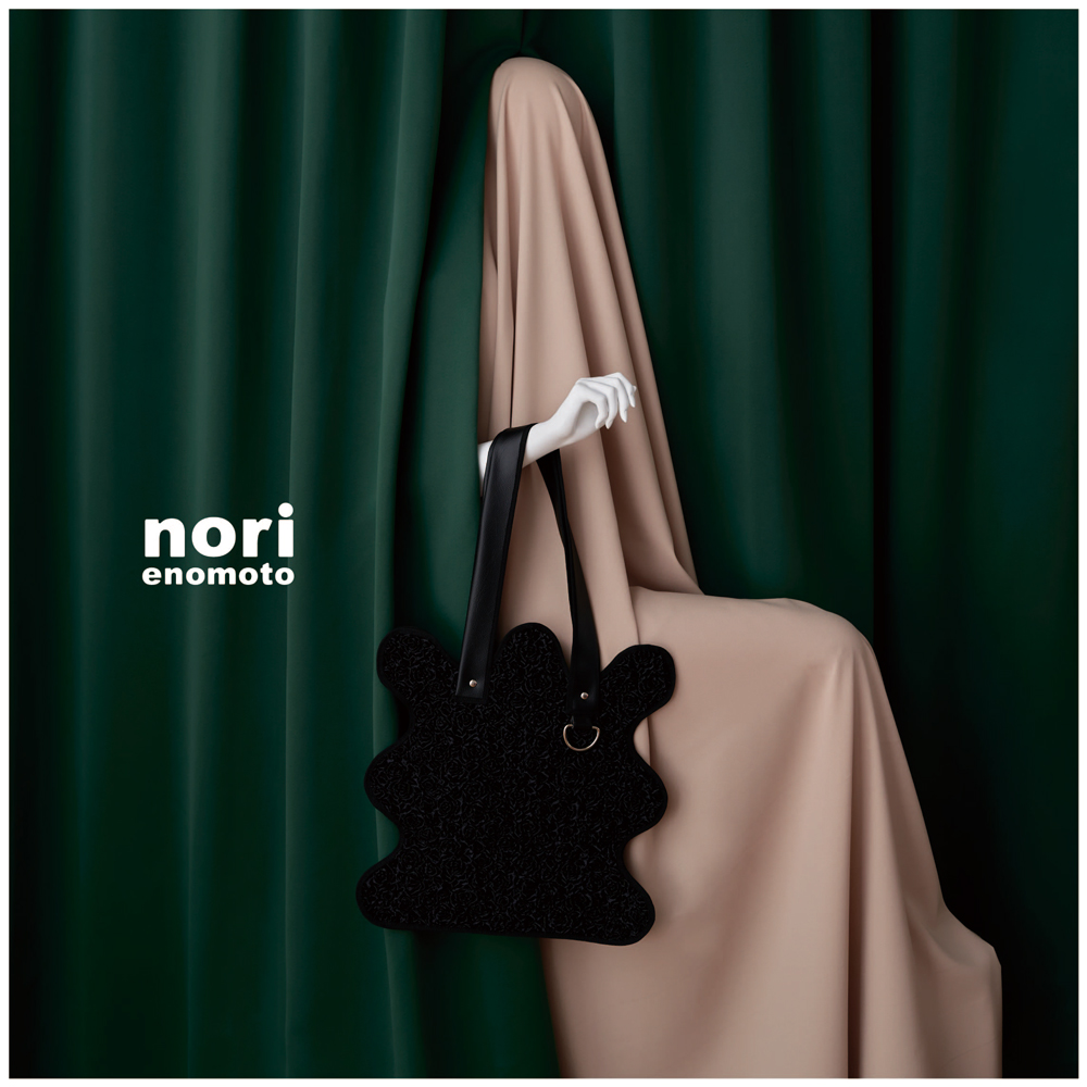 榎本紀子が手掛けるブランド “nori enomoto “の新作【 wave tote bag