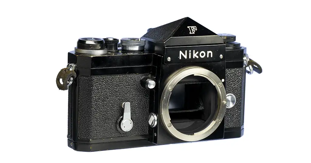 Nikon F アイレベル フィルムカメラ修理 | 東京カメラリペア