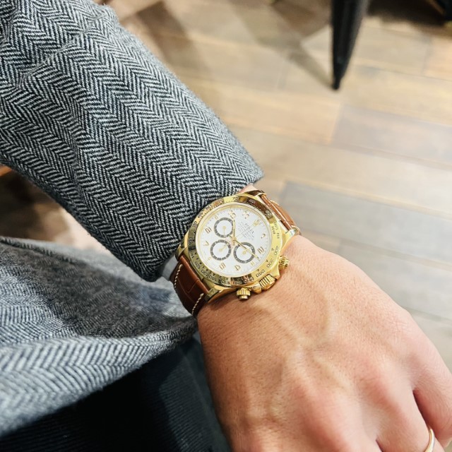憧れの金無垢エルプリデイトナ Ref.16518 – ロレックス専門店 クォーク