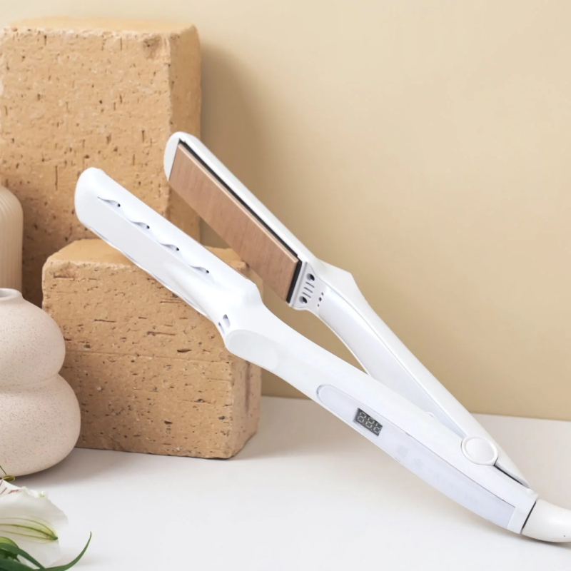 KINUJO「シルクプレート®ヘアアイロン」シリーズがホリデーギフトを