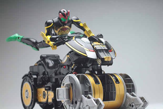 とろ＋ひまつぶし | 仮面ライダーオーズ：DXトライドベンダー [レビュー]