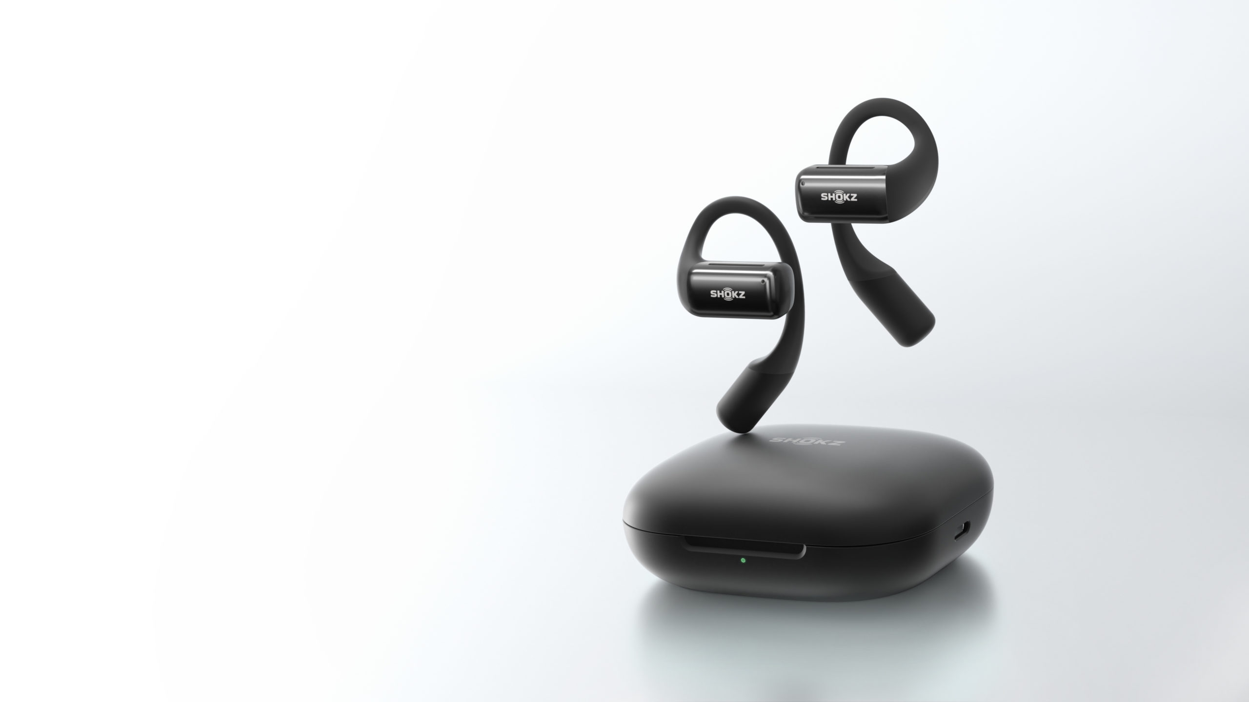 Shokz】オープンイヤータイプの完全ワイヤレスイヤホン「OpenDots