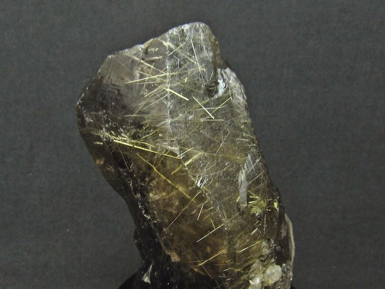 1.7Kg スモーキークォーツ 煙水晶 原石 ルチルクォーツ入り 台座付属