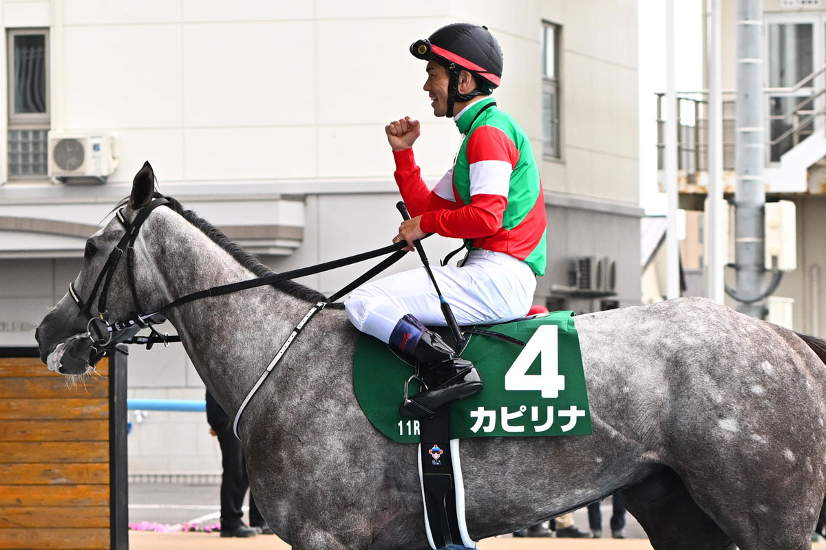 函館スプリントS】ハナ差の接戦を制したカピリナが重賞初勝利 戸崎
