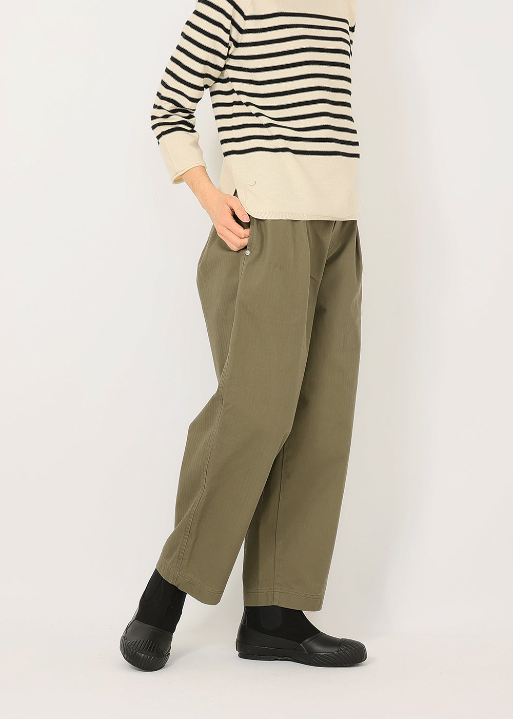 へリンボンツイルタックパンツ│to touch