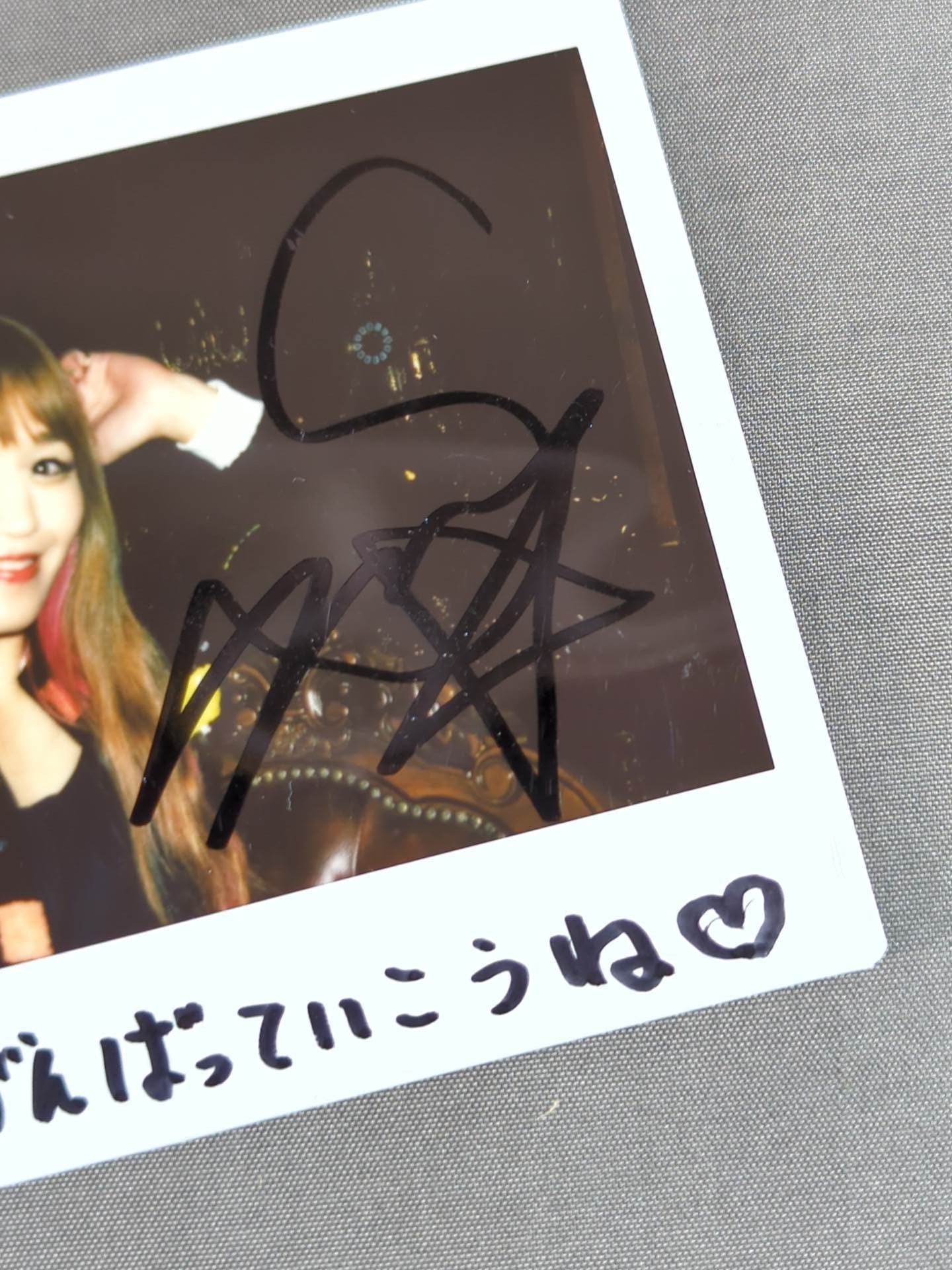 朱里 直筆サイン入りチェキ(A-7) – 闘道館