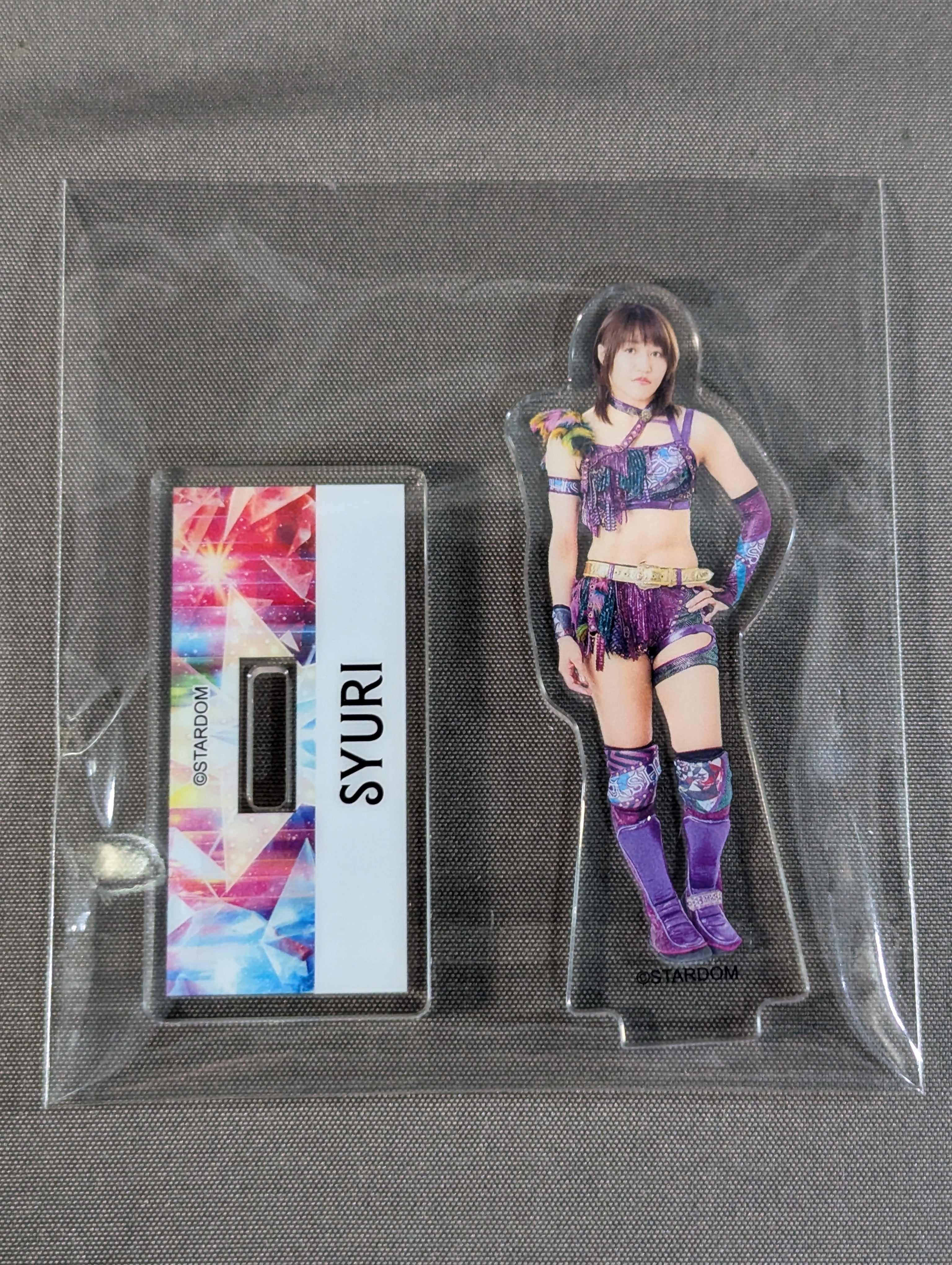 朱里 ミニアクリルスタンド② WORLD WONDER RING STARDOMくじ(2025