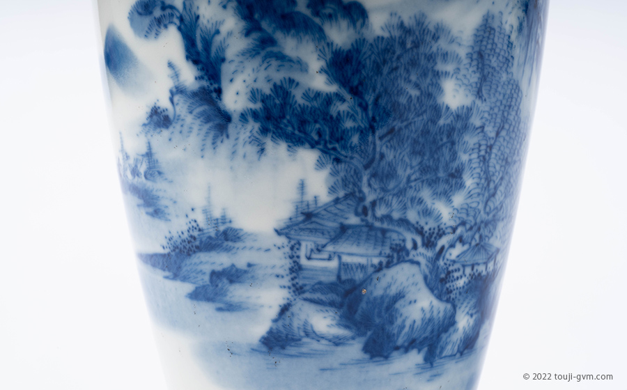 景徳鎮 青花山川紋菜箙瓶 – Blue and white porcelain | 陶磁