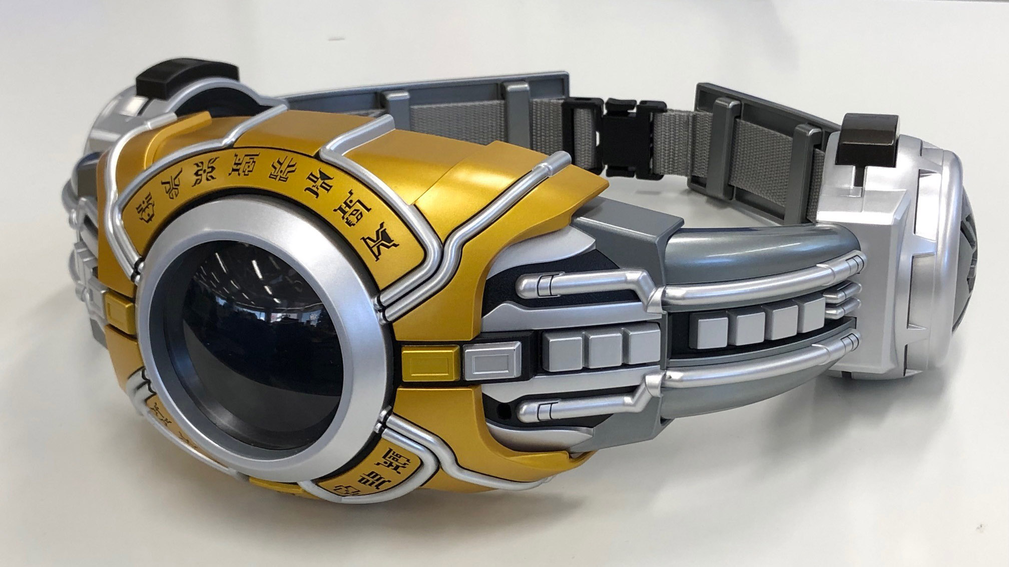 本日よりCSMアークル1次予約分配送開始！ | BANDAI TOYS