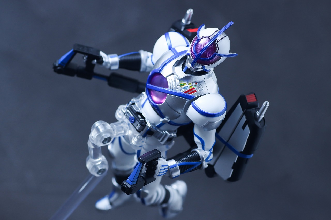 S.H.フィギュアーツ 真骨彫製法 仮面ライダーサイガ レビュー | トイハコ