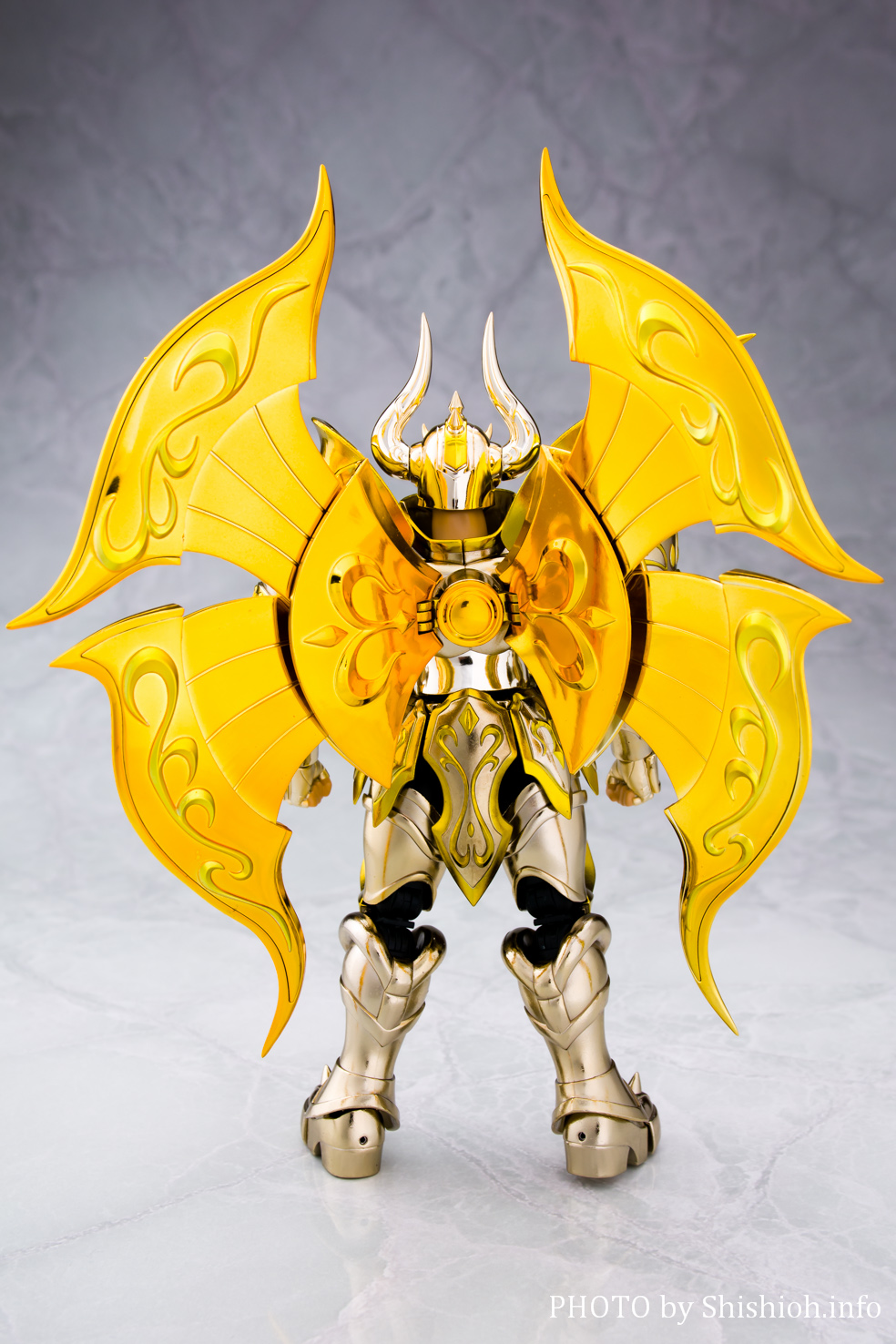 聖闘士聖衣神話EX タウラスアルデバラン（神聖衣）