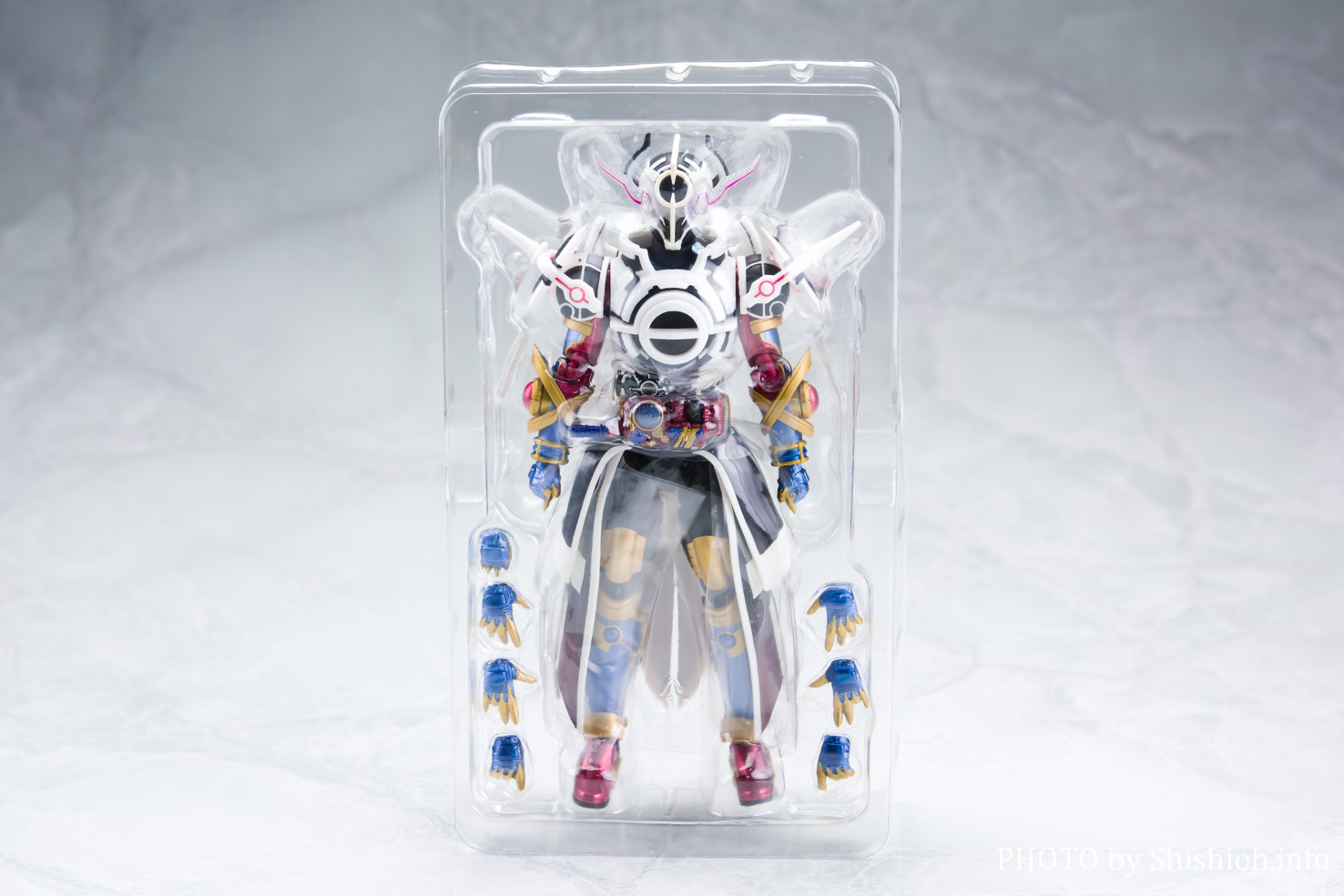 レビュー】 S.H.Figuarts 仮面ライダーエボル ブラックホールフォーム