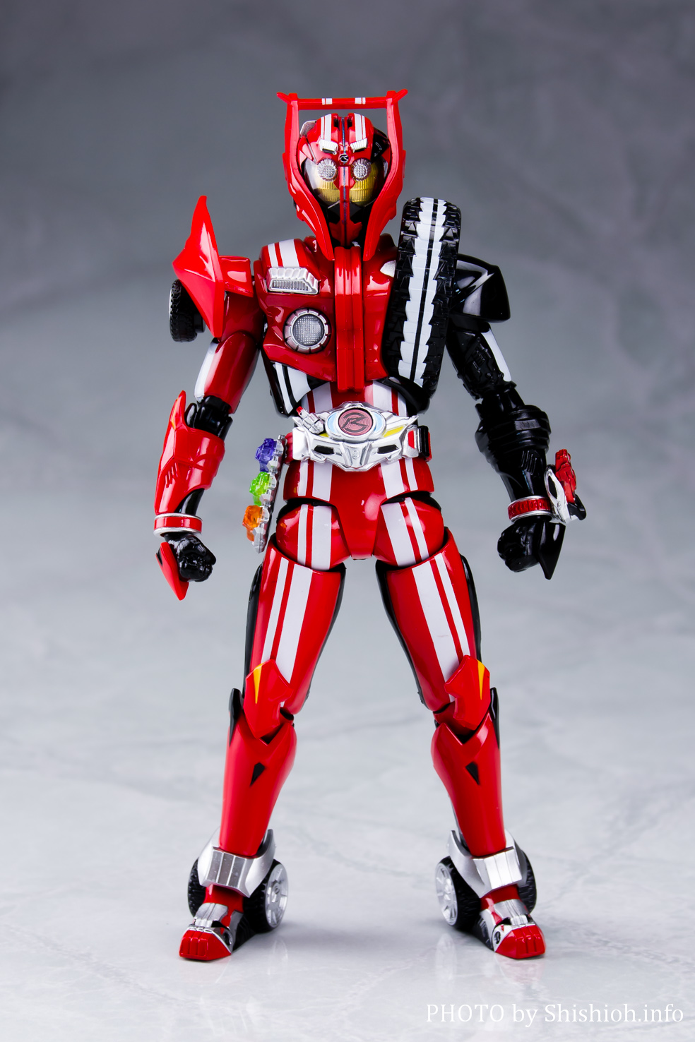 レビュー】S.H.Figuarts 仮面ライダードライブ タイプトライドロン