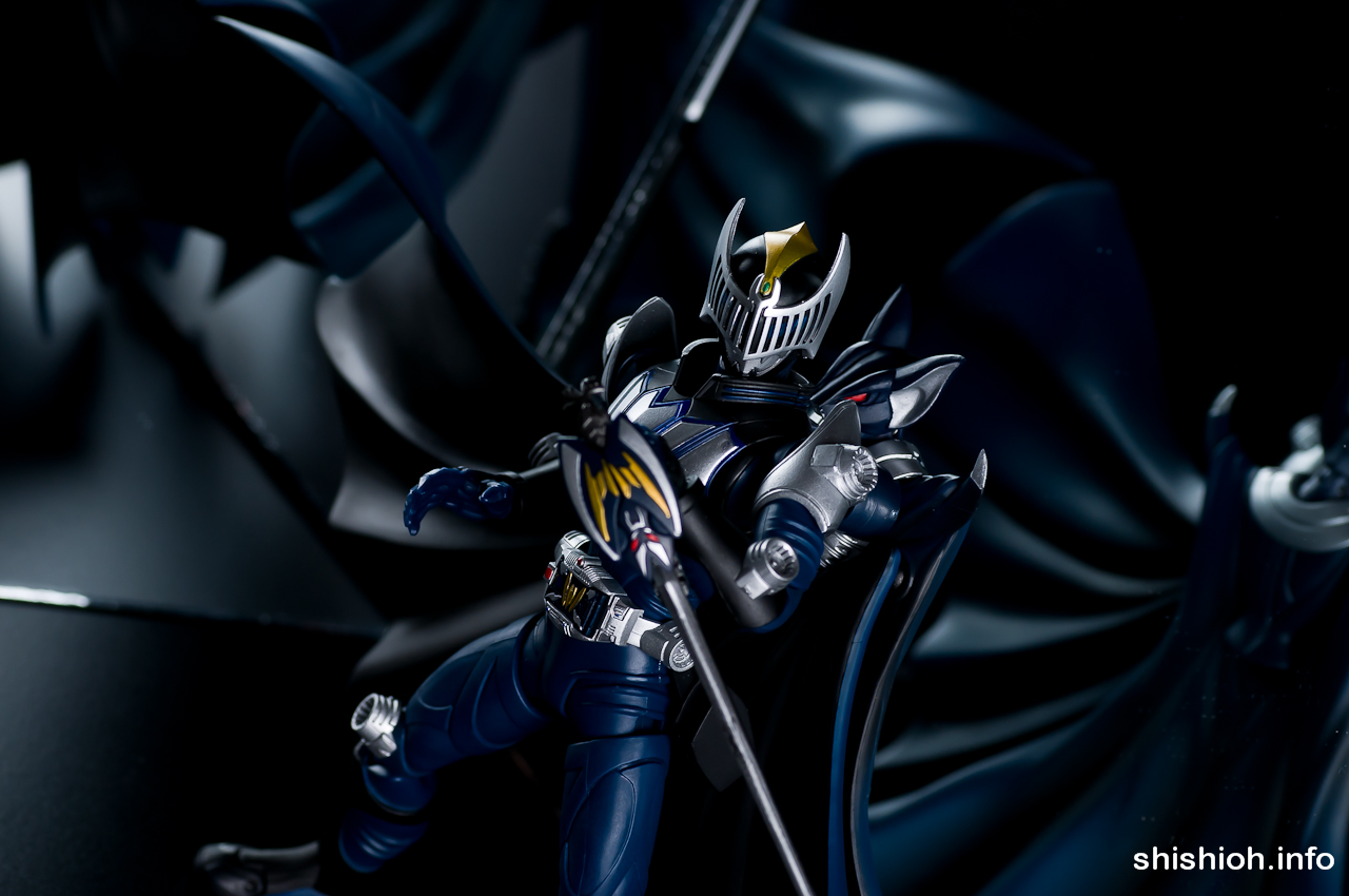 レビュー】S.H.Figuarts 仮面ライダーナイト＆ダークウイングセット