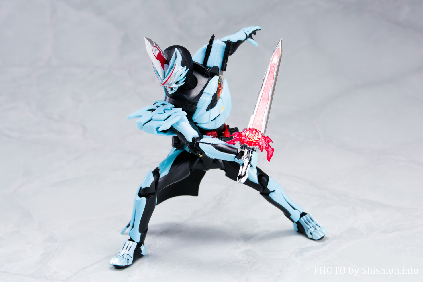 レビュー】S.H.Figuarts 仮面ライダーセイバー プリミティブドラゴン