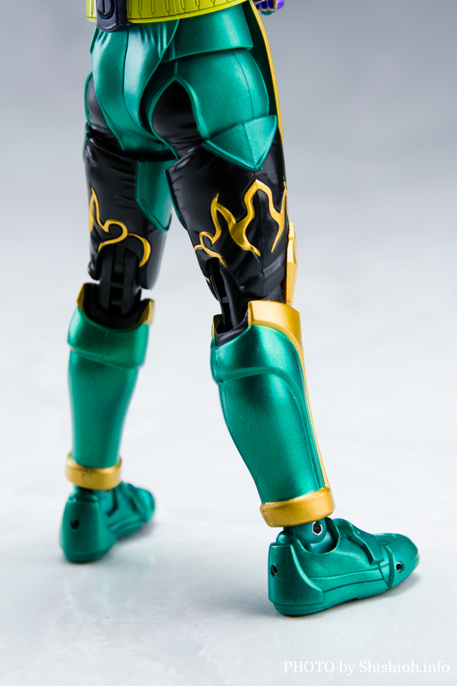 レビュー】S.H.Figuarts（真骨彫製法） 仮面ライダー龍玄 ブドウアームズ