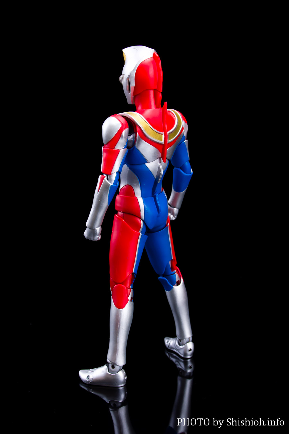 レビュー】S.H.Figuarts（真骨彫製法） ウルトラマンダイナ フラッシュ