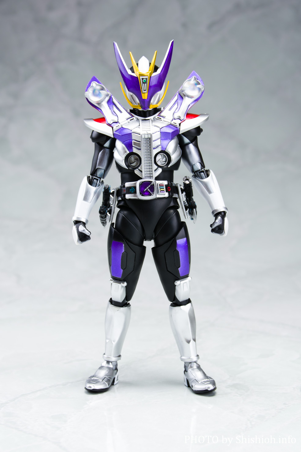 レビュー】 S.H.Figuarts（真骨彫製法） 仮面ライダー電王 ガンフォーム