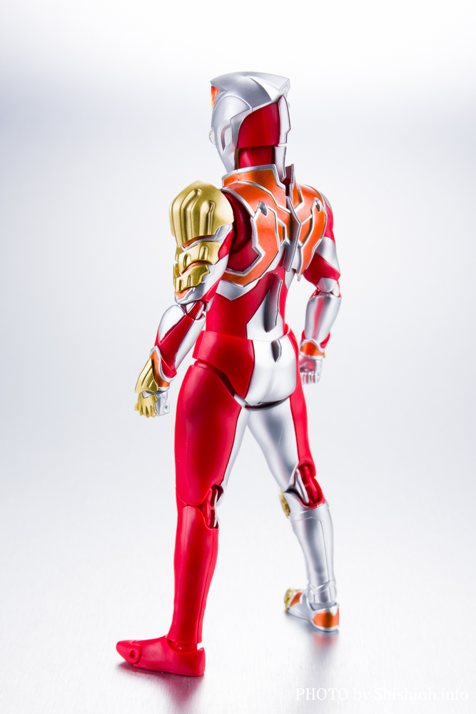 レビュー】S.H.Figuarts ウルトラマンデッカー ストロングタイプ