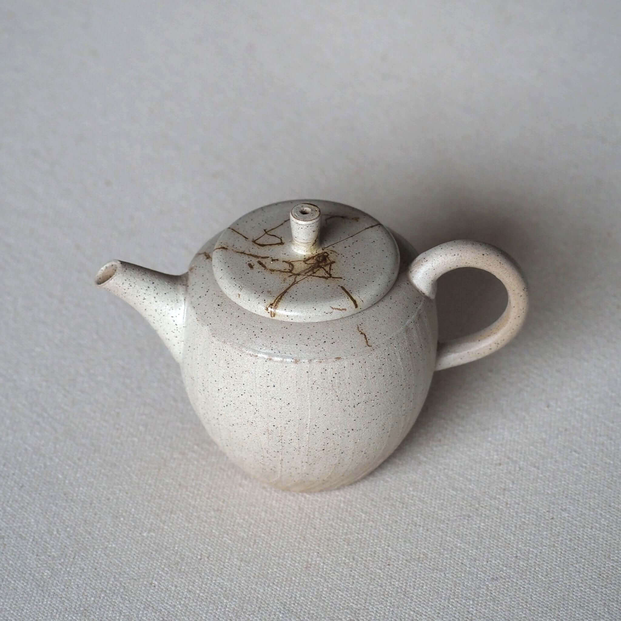 常滑焼 甚秋陶苑(伊藤成二)作 白藻掛け茶壺 [東山堂煎茶器店