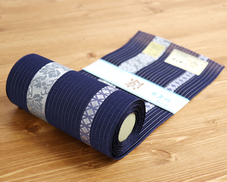 楽天市場】本場筑前「博多織」紗夏帯 - 献上柄/蔦唐草(紺) - 正絹 半幅