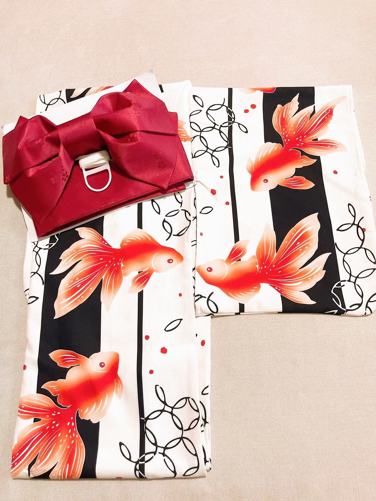 楽天市場】浴衣 金魚 レディース 金魚柄 赤金魚 黒金魚 伝統柄 和風