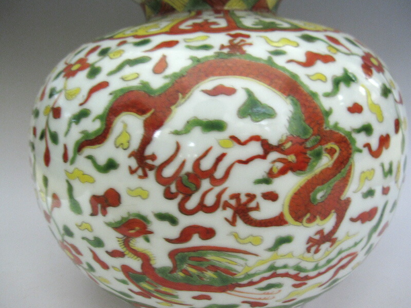 楽天市場】景徳鎮 嘉靖赤絵龍鳳凰文シノギ花生 高さ約42cm 希少 花瓶