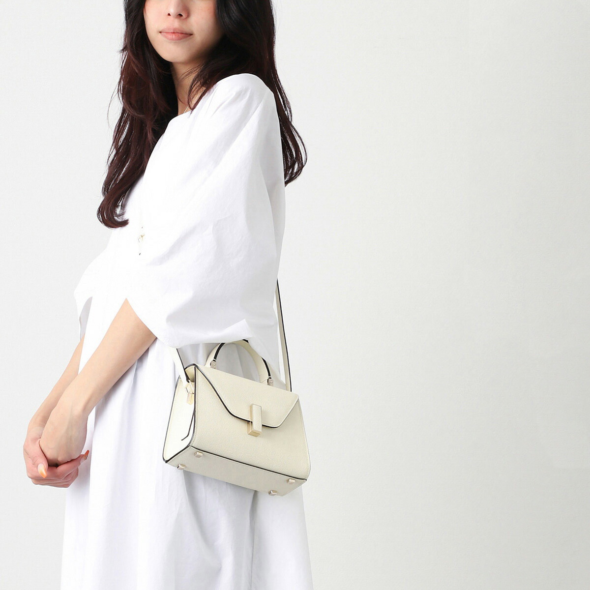 楽天市場】ヴァレクストラ Valextra ハンドバッグ 2WAY ショルダー