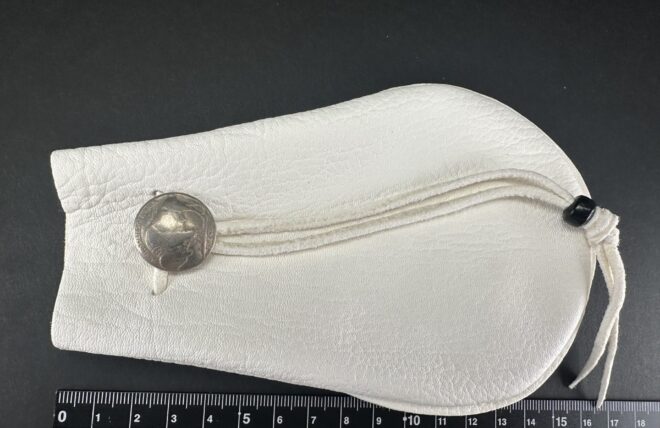 楽天市場】ゴローズ goro's [新品] 巾着ポーチ M 白 goro's GORO'S