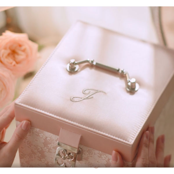 楽天市場】ジルスチュアート クチュール メイクアップボックス Couture