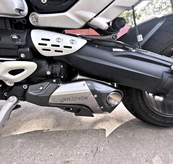 楽天市場】ロケット3R/GT チタン スリップオンマフラー Vandemon