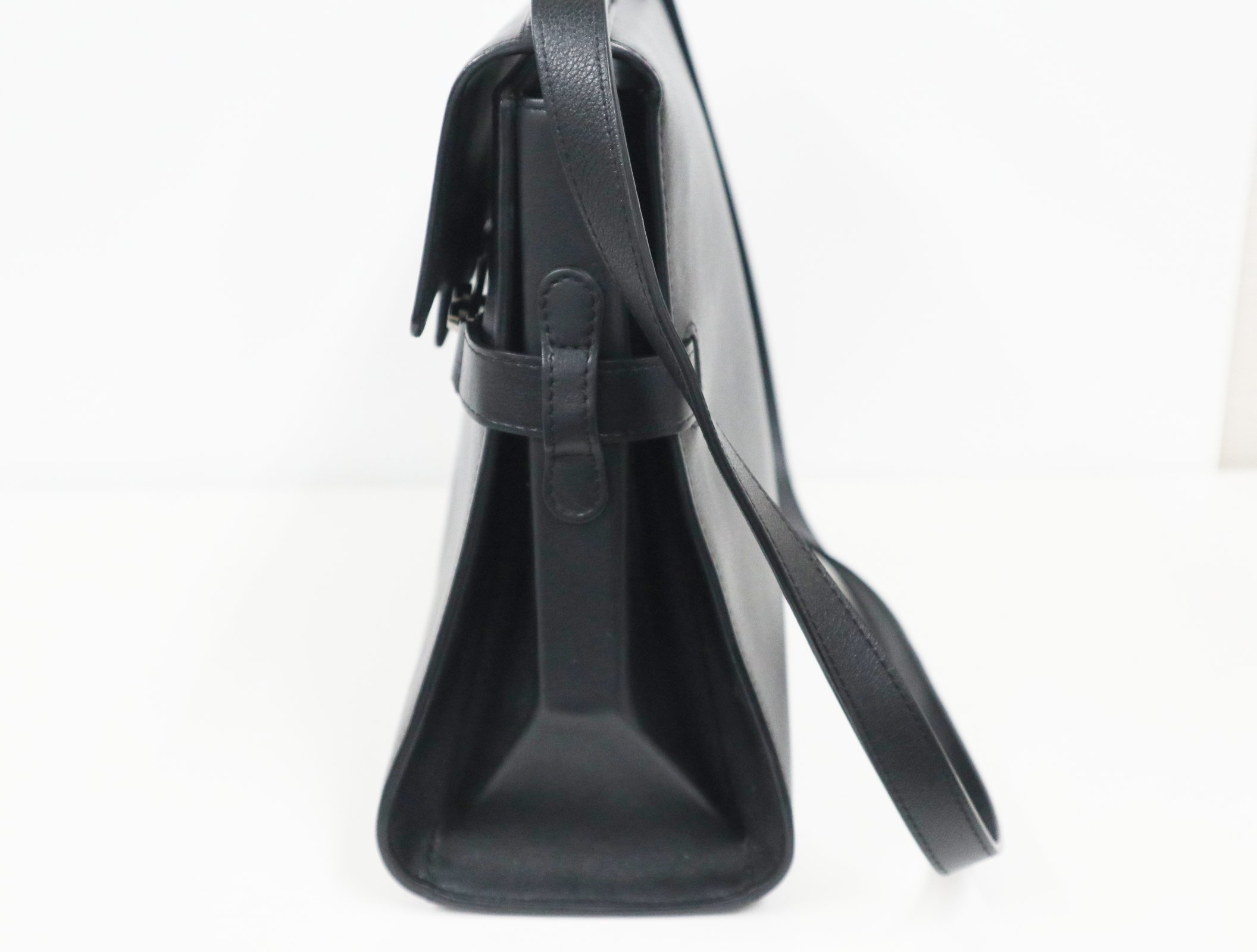 楽天市場】デルヴォー DELVAUX タンペート GM レザー ブラック Tempete