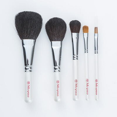 楽天市場】【クール・ジャパン プロジェクト受賞】熊野化粧筆メイク