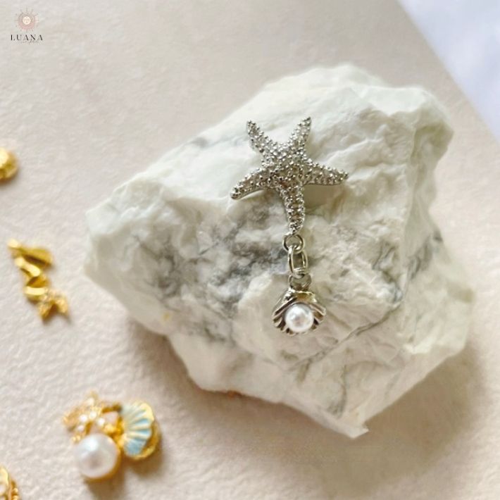 楽天市場】ポイント5倍ネイルパーツ シェル チャーム 1個 キラキラ