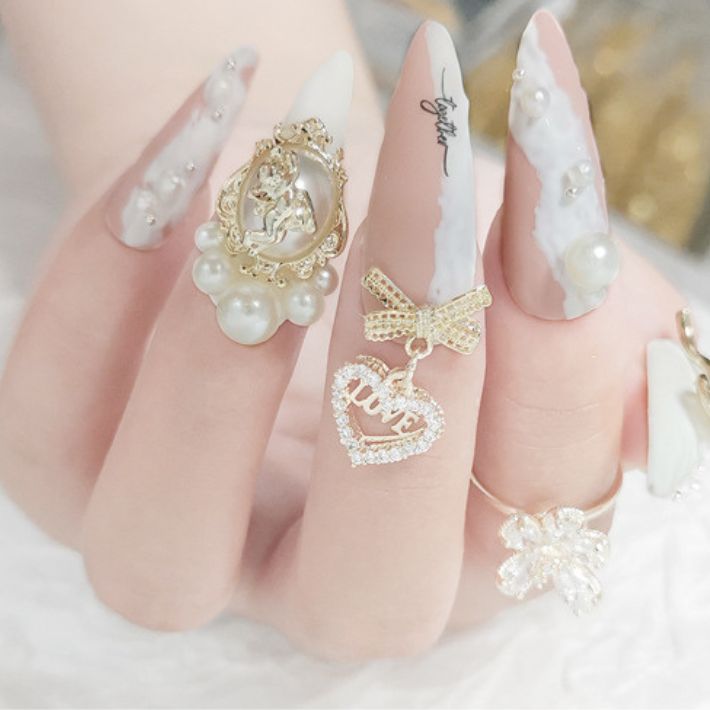 楽天市場】ポイント5倍ネイルパーツ リボン LOVE 2個 ゴールド