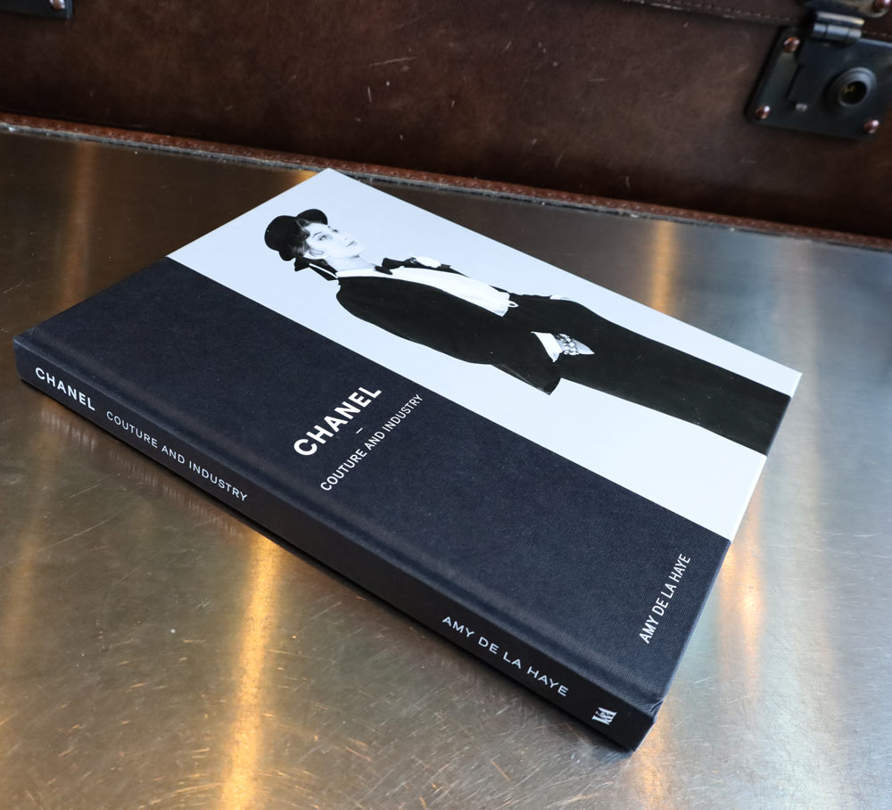 楽天市場】シャネル 本 コーヒーテーブルブック 洋書 インテリア