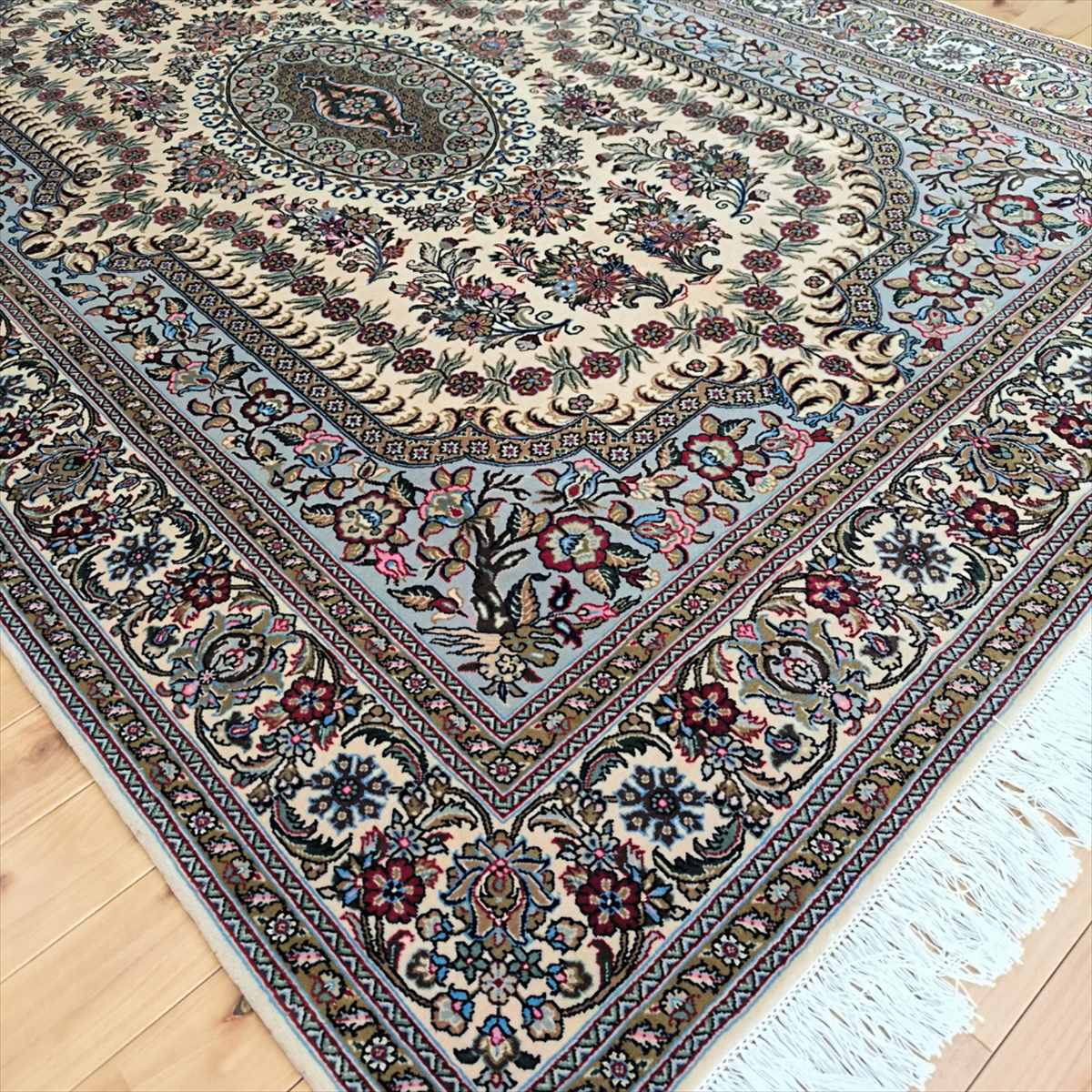 楽天市場】ペルシャ絨毯 【本物イラン産】 クム産 ウール ベージュ 花