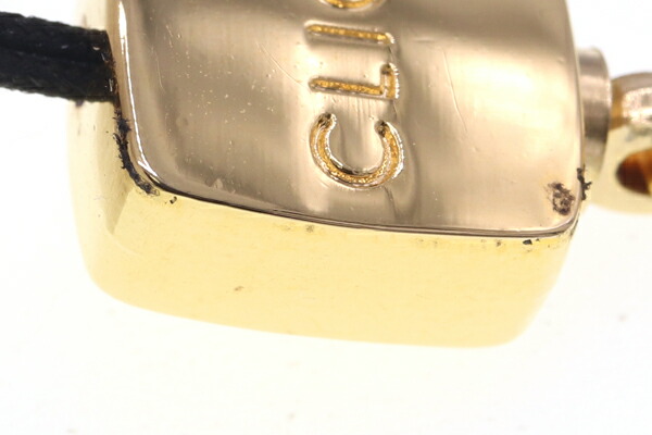 楽天市場】シャネル 携帯ストラップ リップモチーフ ゴールド ブラック