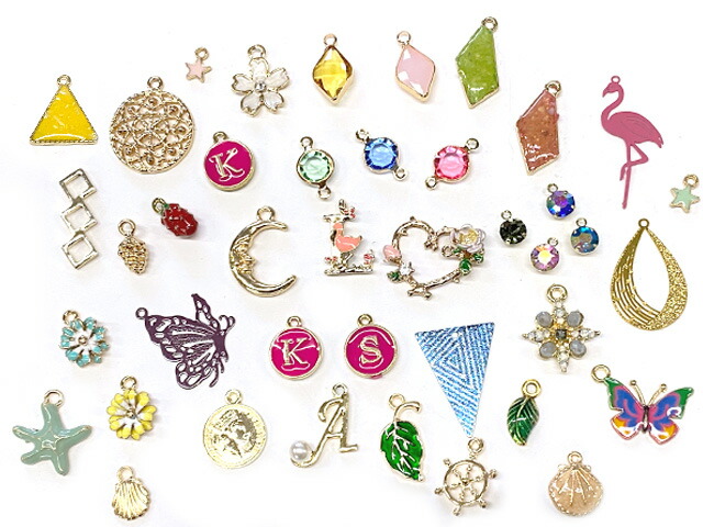 楽天市場】【お試しチャームセット】いろんなチャームが入ってます