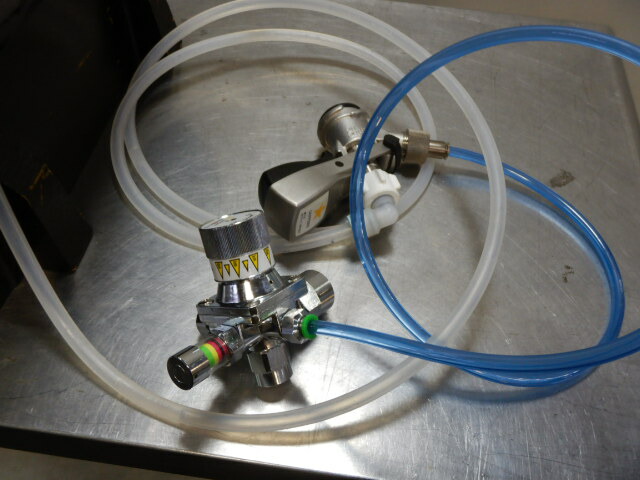 楽天市場】【中古】2016年製 木樽型 サーバー ビヤ樽君 氷冷式ニットク