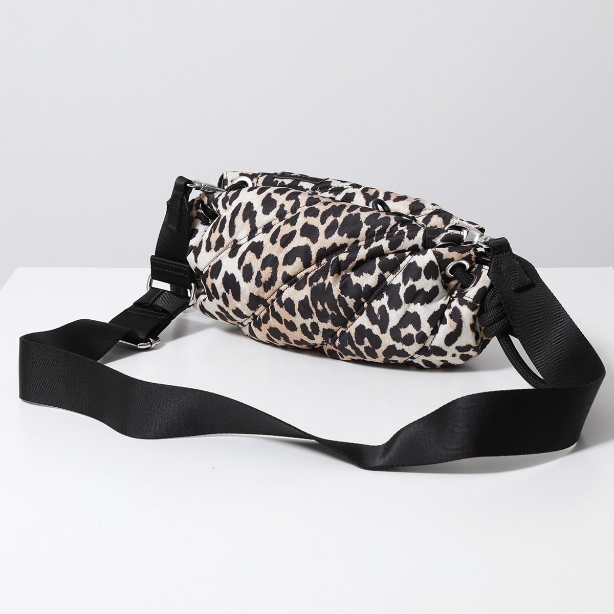 楽天市場】GANNI ガニー ショルダーバッグ Quilted Recycled Tech