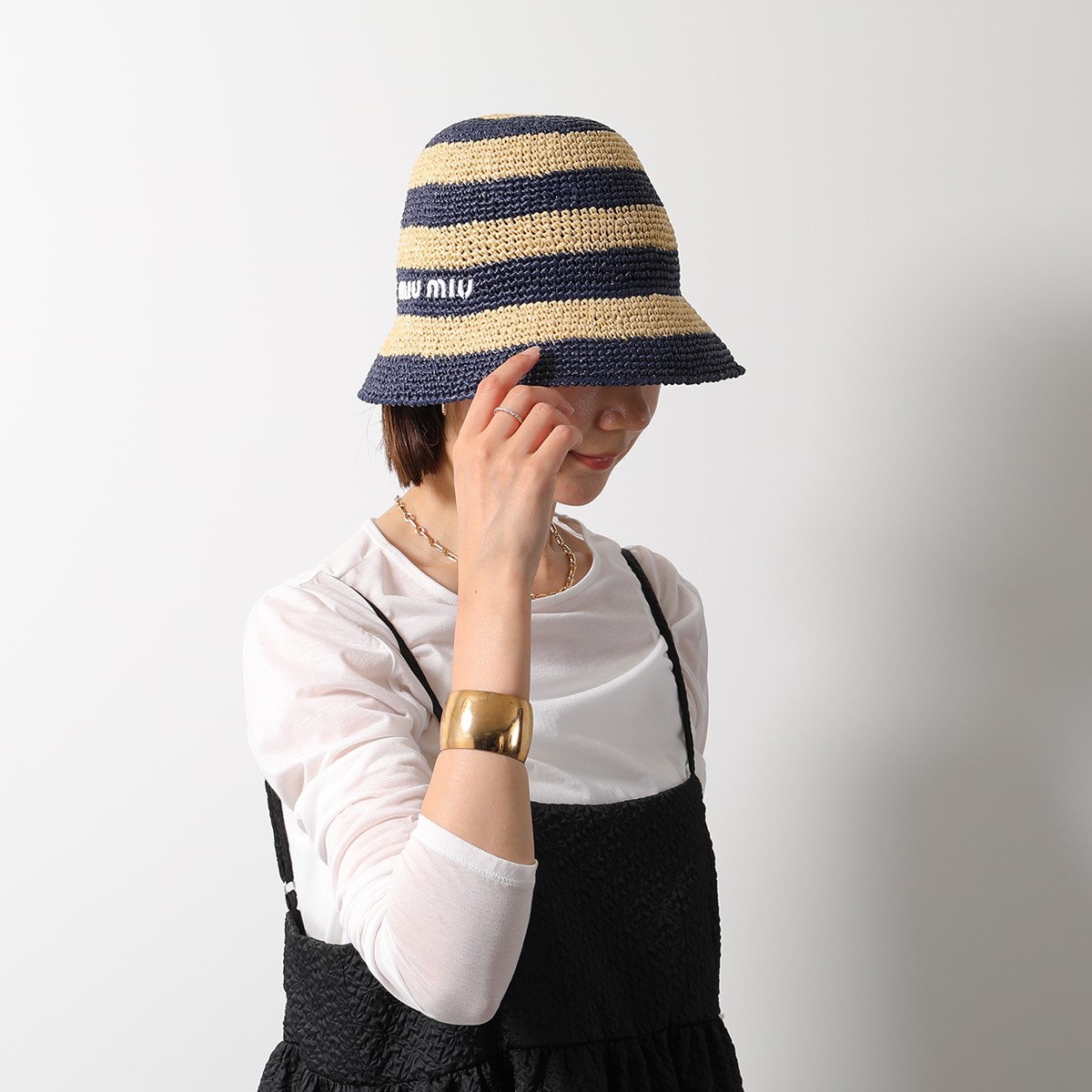 Aランク・業者価格】MIU MIU ブラック バケットハット Mサイズ 付属有