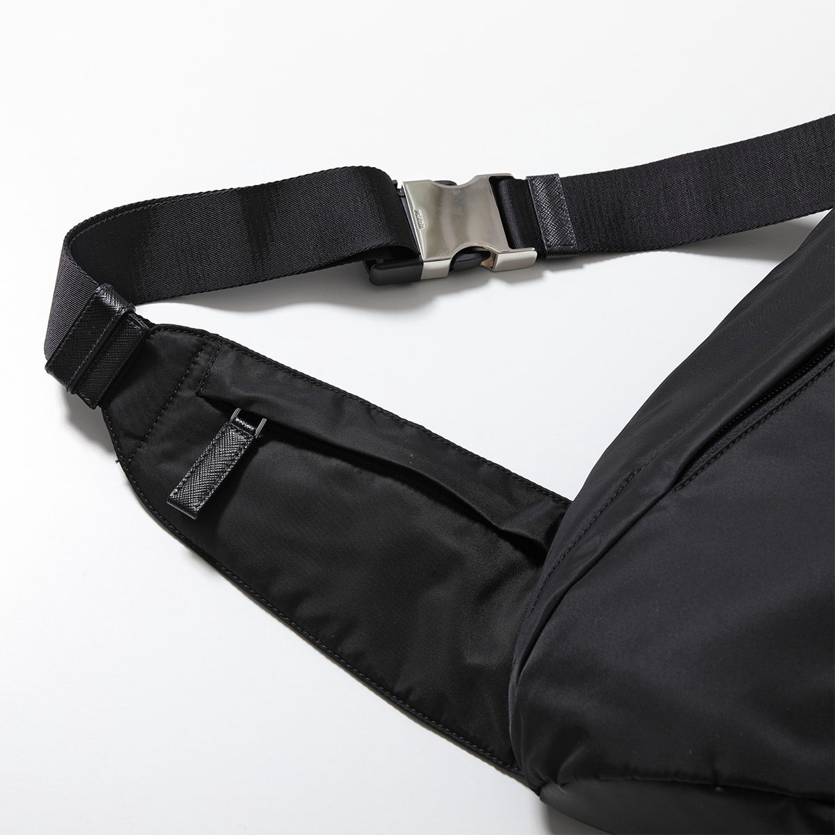 楽天市場】【最大2万円OFFクーポン対象・3/1限定】PRADA プラダ