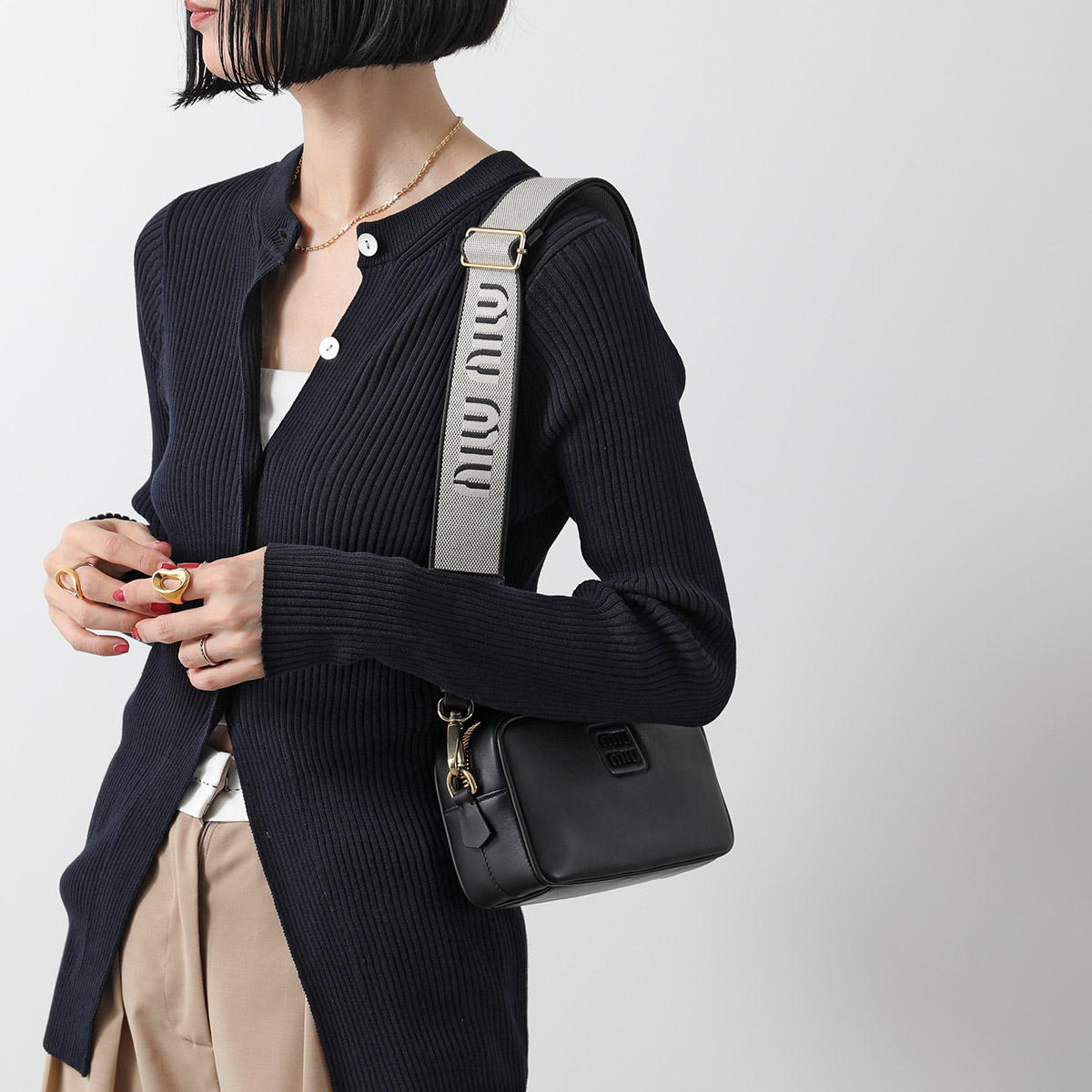 楽天市場】【最大2万円OFFクーポン対象・3/1限定】MIUMIU ミュウミュウ