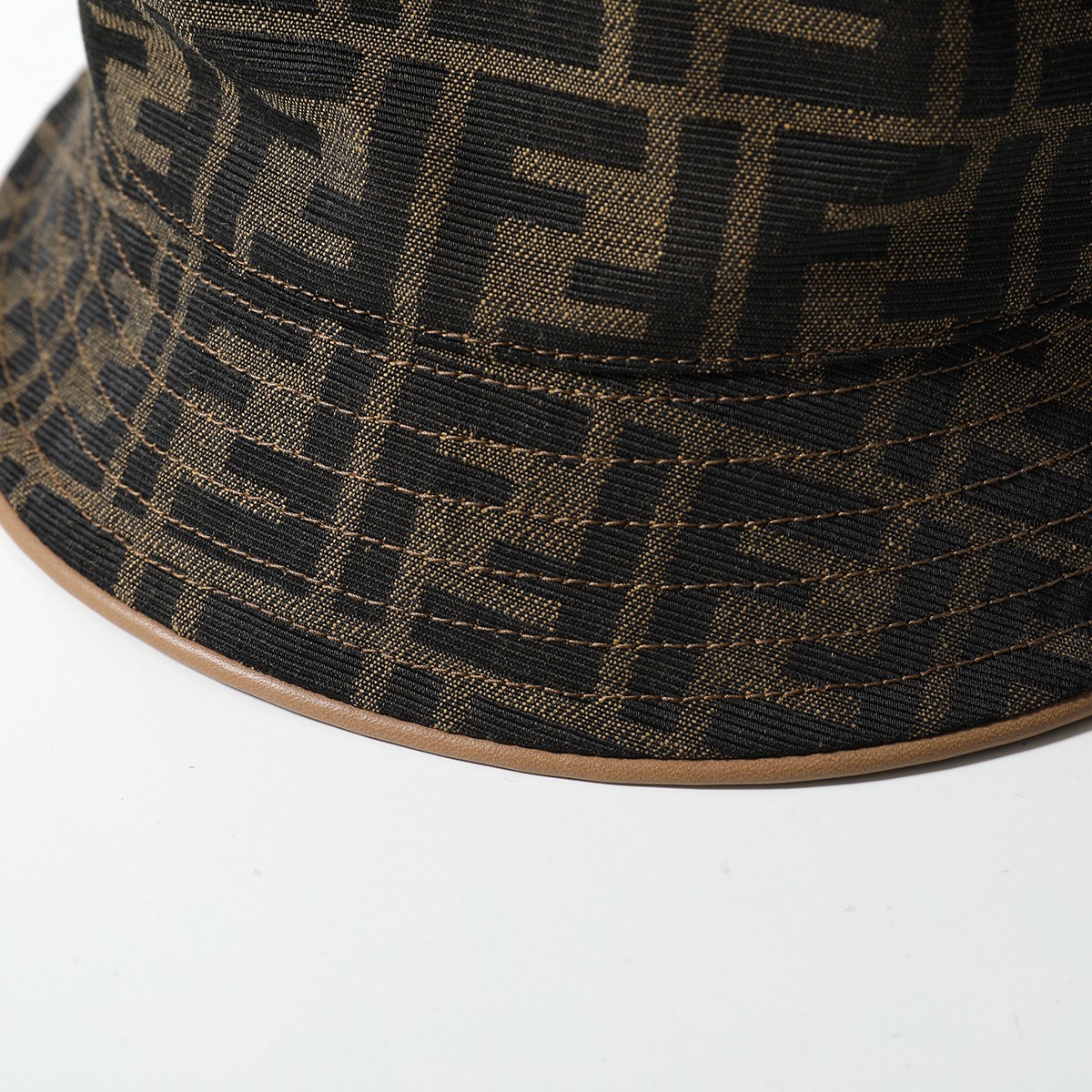 大幅最終値下げ FENDI モノグラム バケットハット 【公式通販】