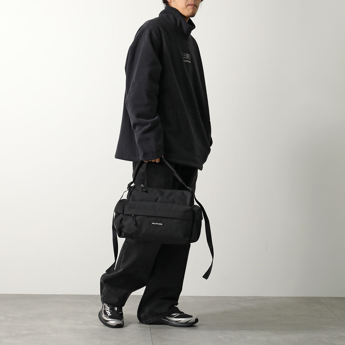 楽天市場】BALENCIAGA バレンシアガ ショルダーバッグ EXPLORER
